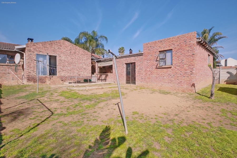 2 Bedroom Property for Sale in Azalea Park Eastern Cape
